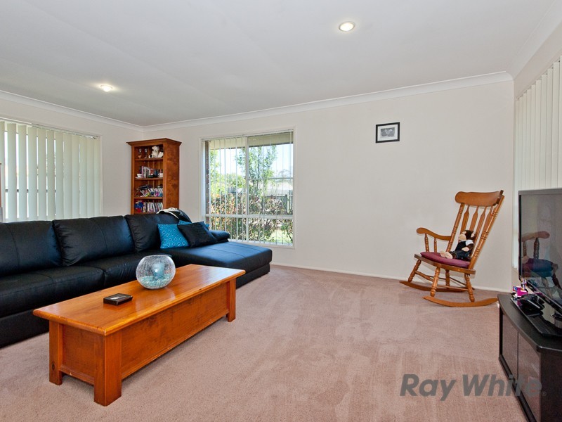 2 Grevillea Place, Bridgeman Downs QLD 4035