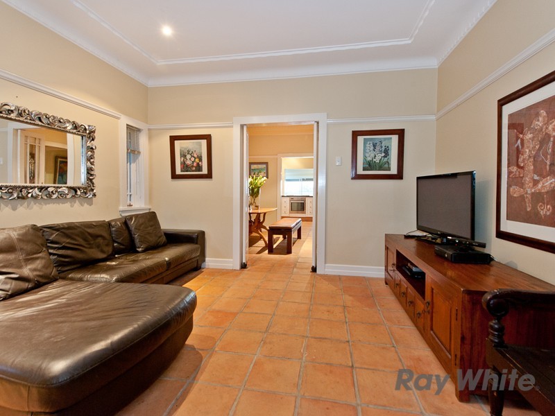 99 Constitution Road, Windsor QLD 4030