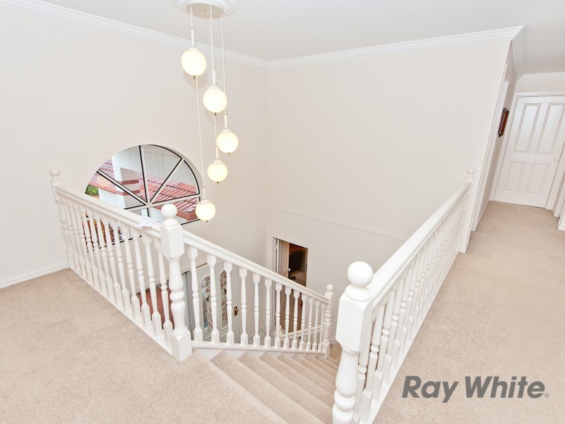 28 Knightsbridge Place, Bridgeman Downs QLD 4035