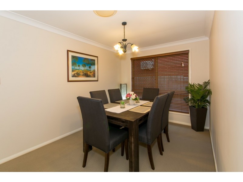 7 Lorenc Place, Bridgeman Downs QLD 4035