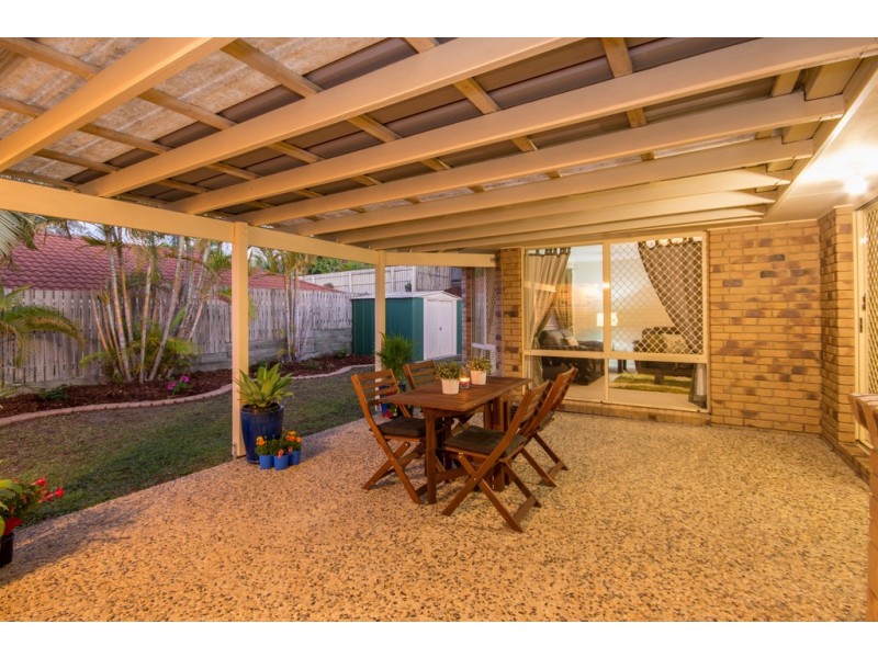 7 Lorenc Place, Bridgeman Downs QLD 4035