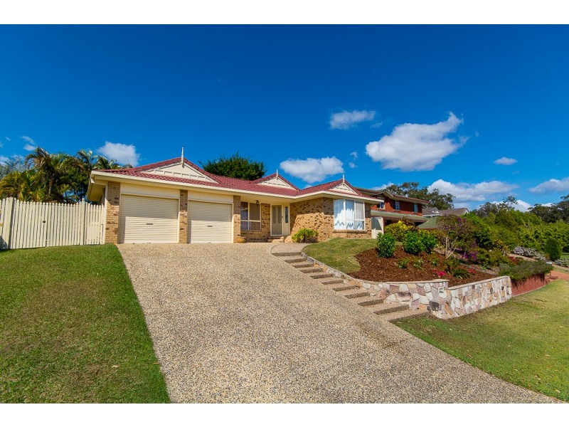 7 Lorenc Place, Bridgeman Downs QLD 4035