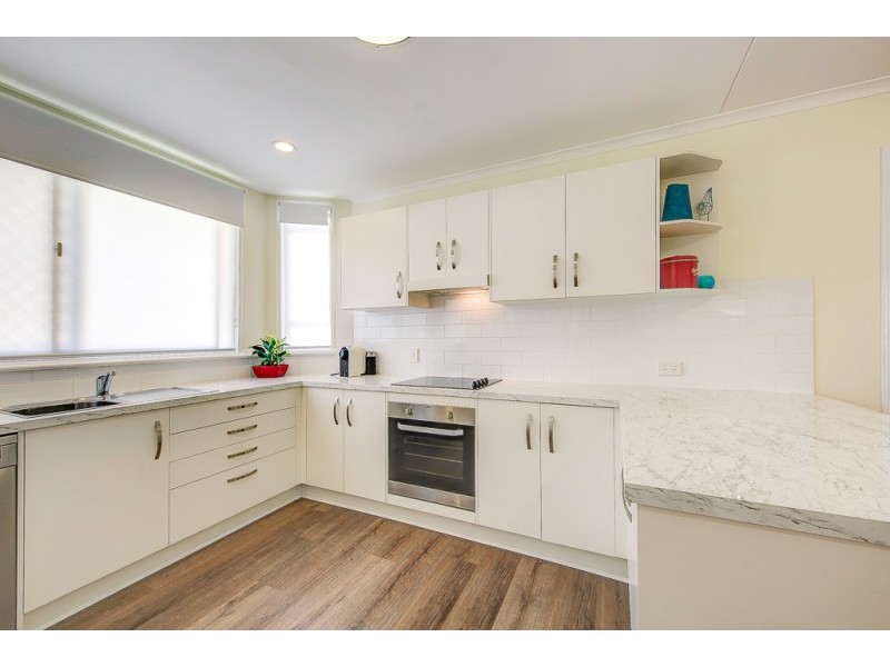 22 Eurobin Crescent, Ferny Hills QLD 4055