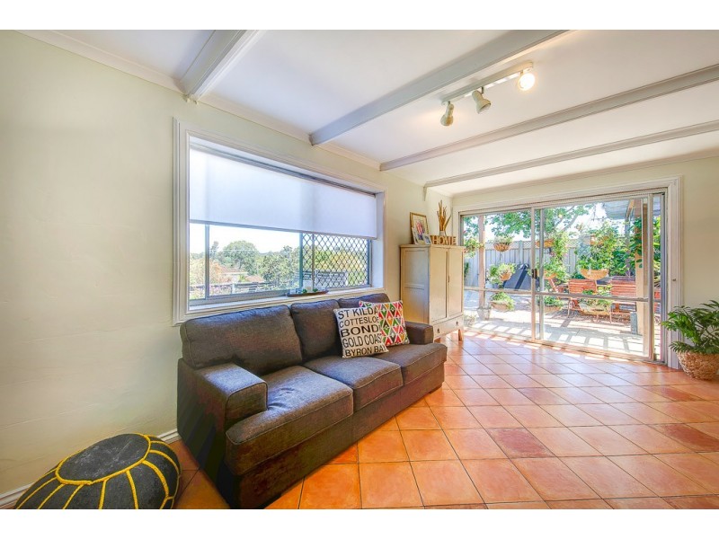 22 Eurobin Crescent, Ferny Hills QLD 4055