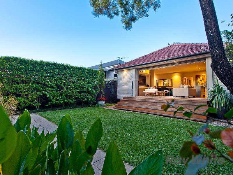 12 Gold Street, Banyo QLD 4014