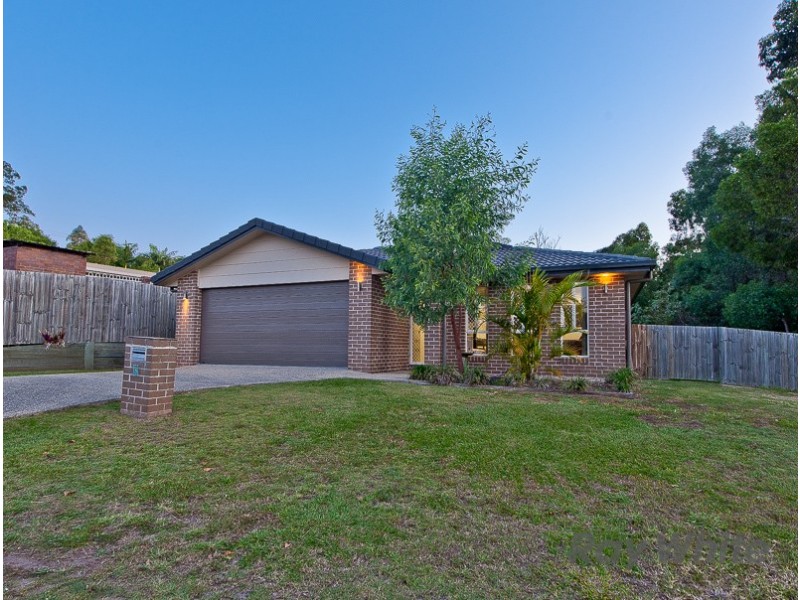 3 Franzin Drive, Cashmere QLD 4500