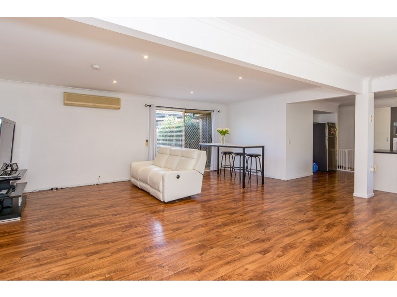 39 Lilly Pilly Crescent, Fitzgibbon QLD 4018