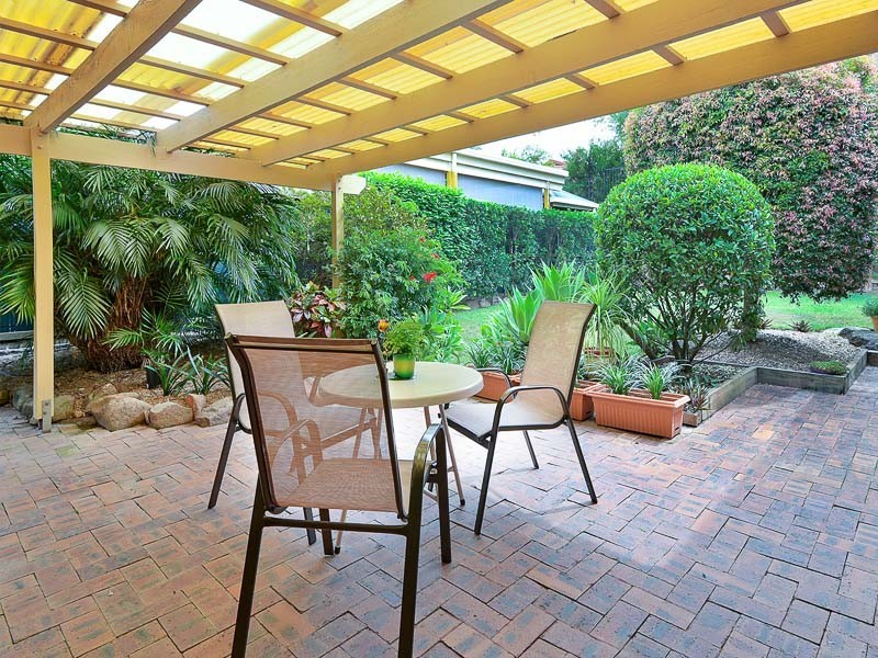 8 Edwards Drive, Albany Creek QLD 4035