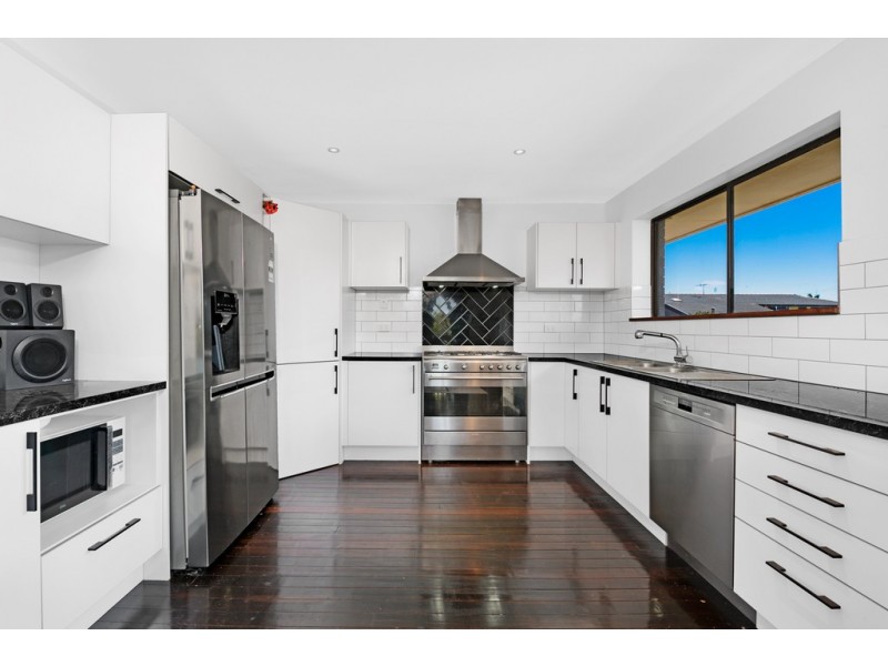 65 Bracken Street, Bracken Ridge QLD 4017