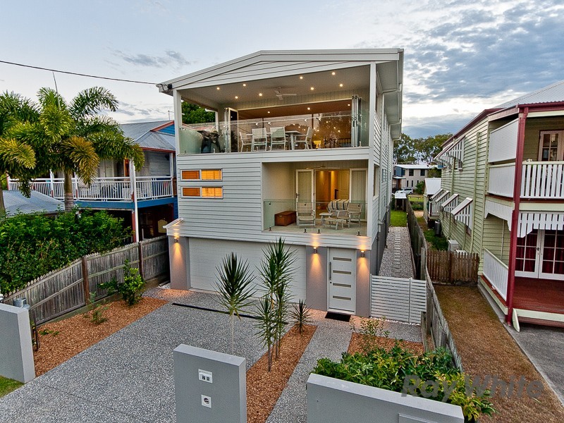 28 O’Quinn Street, Nudgee Beach QLD 4014