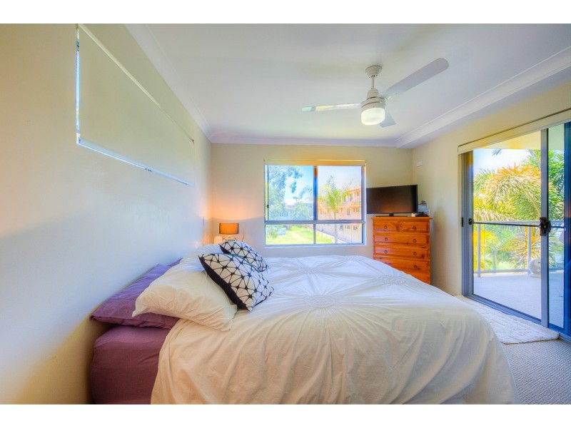 10/8-10 Georgina Street, Woody Point QLD 4019