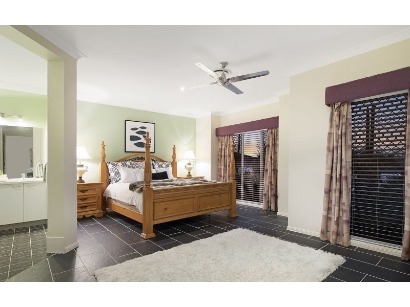 7 Bayberry Crescent, Warner QLD 4500