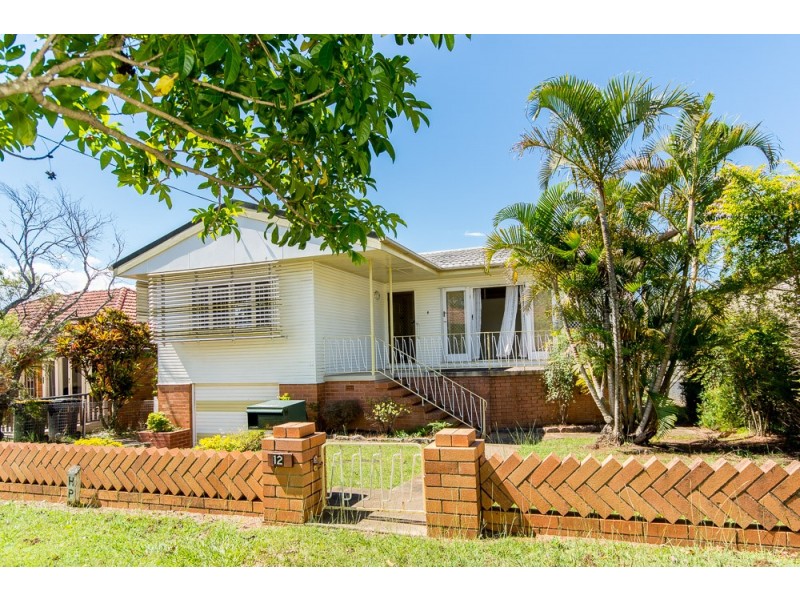 12 Ellerdale Street, Aspley QLD 4034