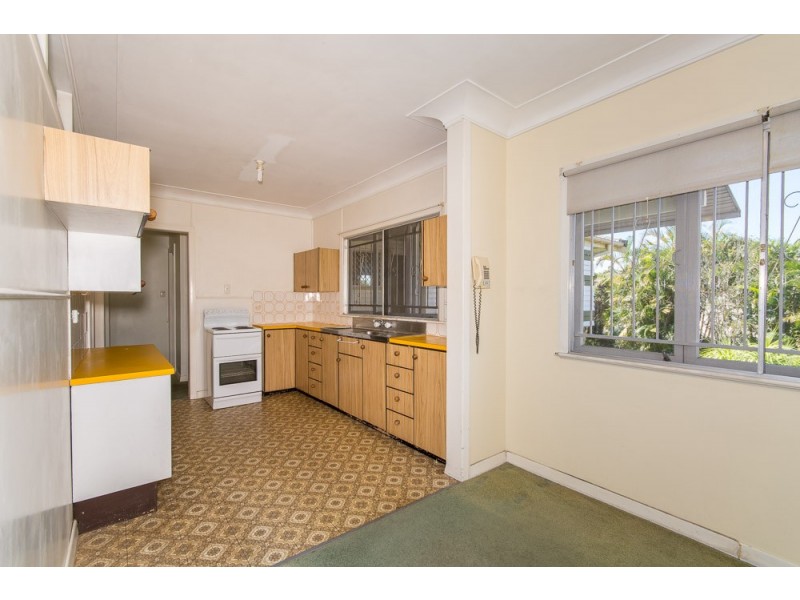 12 Ellerdale Street, Aspley QLD 4034