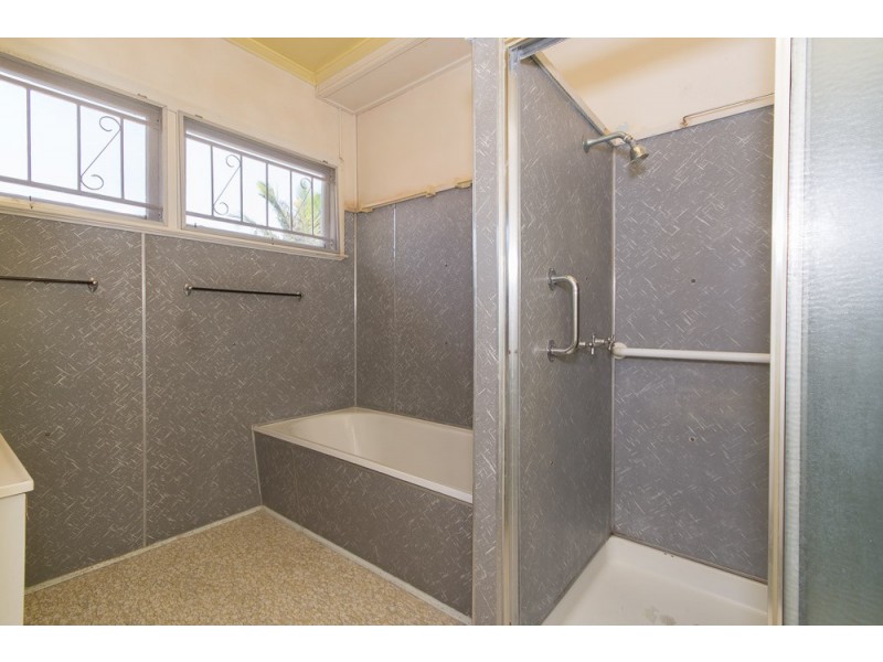 12 Ellerdale Street, Aspley QLD 4034