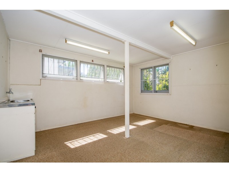 12 Ellerdale Street, Aspley QLD 4034