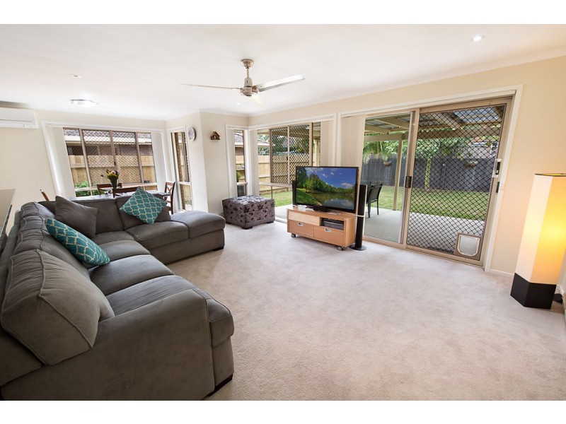 30 Desert Willow Way, Fitzgibbon QLD 4018
