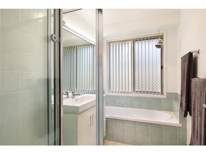 30 Desert Willow Way, Fitzgibbon QLD 4018
