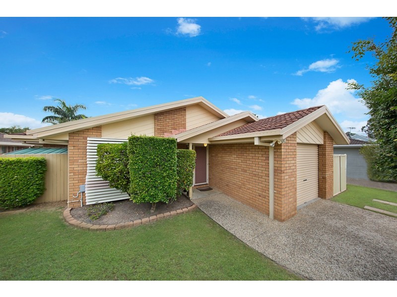 30 Desert Willow Way, Fitzgibbon QLD 4018