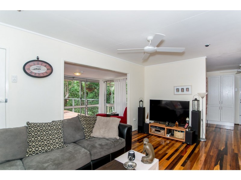 60 Whiteside Road, Whiteside QLD 4503