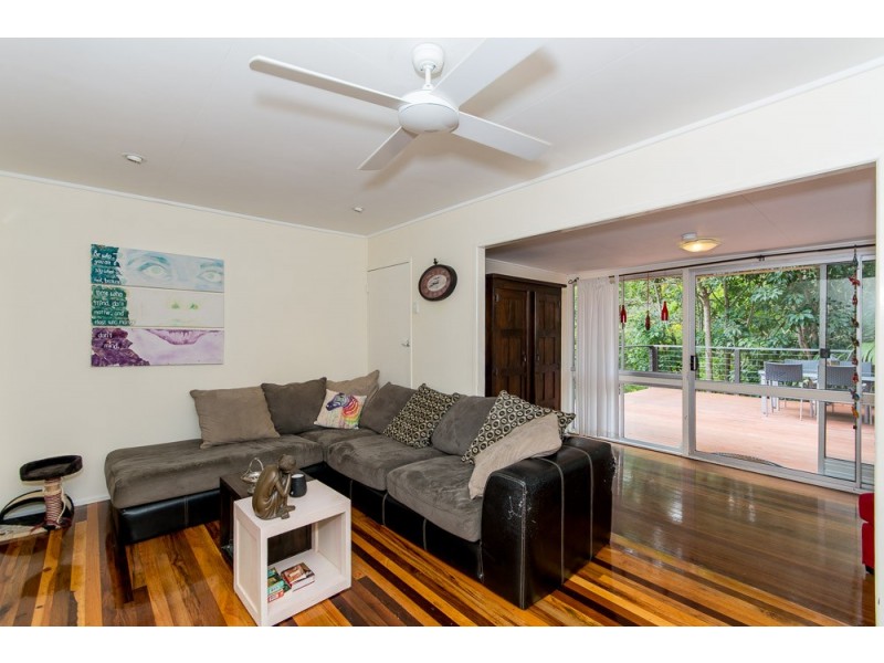 60 Whiteside Road, Whiteside QLD 4503