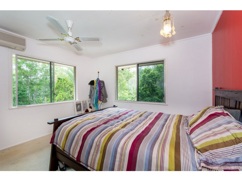 60 Whiteside Road, Whiteside QLD 4503