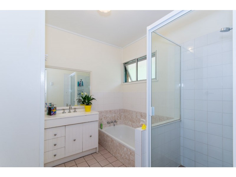 60 Whiteside Road, Whiteside QLD 4503