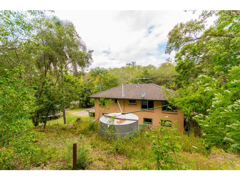 60 Whiteside Road, Whiteside QLD 4503