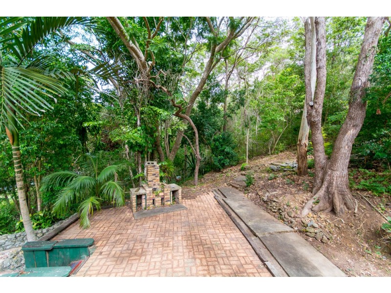 60 Whiteside Road, Whiteside QLD 4503