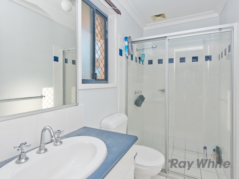 4 Oaktree Place, Bracken Ridge QLD 4017