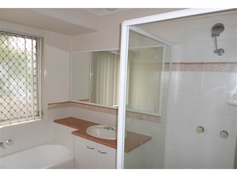 Eatons Hill QLD 4037