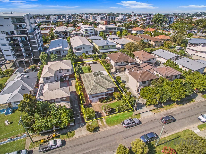 17 Western Avenue, Chermside QLD 4032