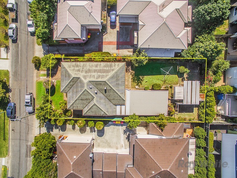 17 Western Avenue, Chermside QLD 4032