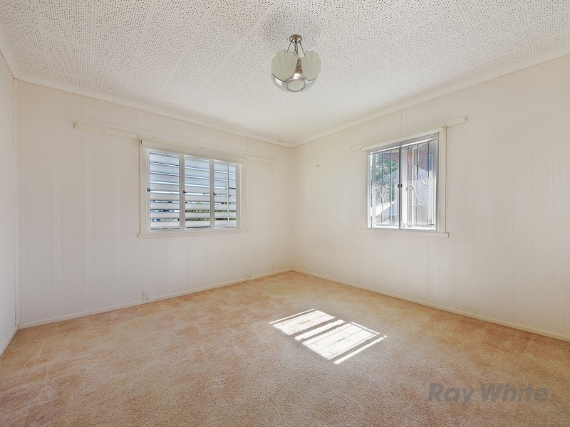 17 Western Avenue, Chermside QLD 4032