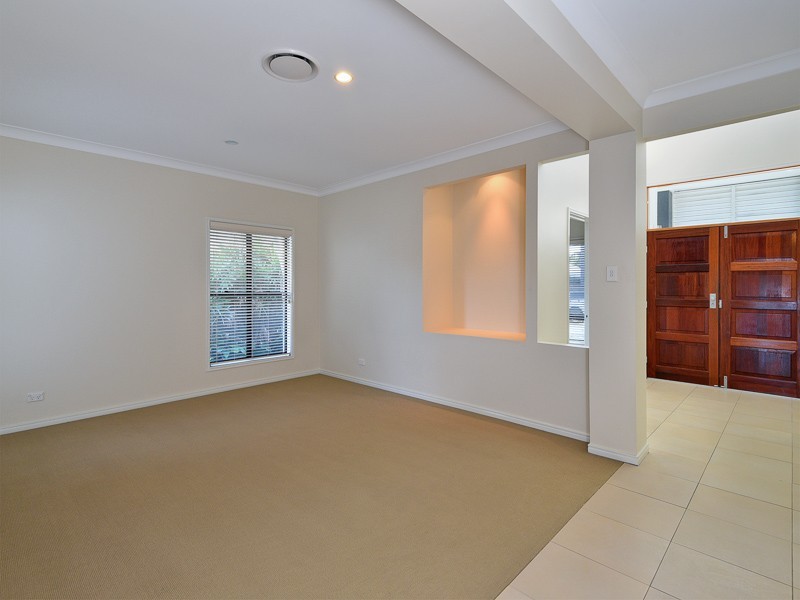 34 Travorten Drive, Bridgeman Downs QLD 4035