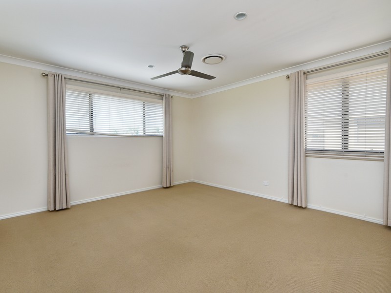 34 Travorten Drive, Bridgeman Downs QLD 4035