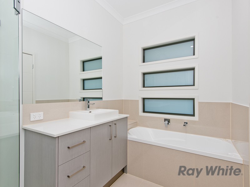 24a Larwill Avenue, Northgate QLD 4013