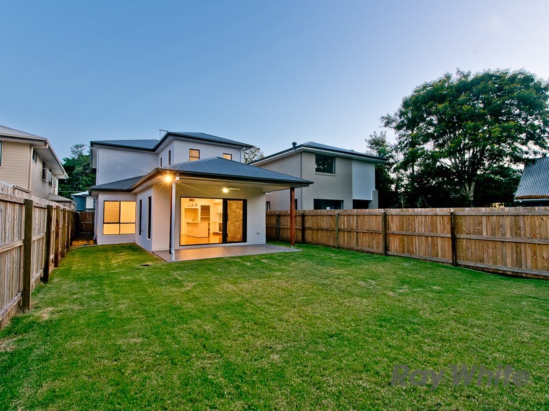 24a Larwill Avenue, Northgate QLD 4013