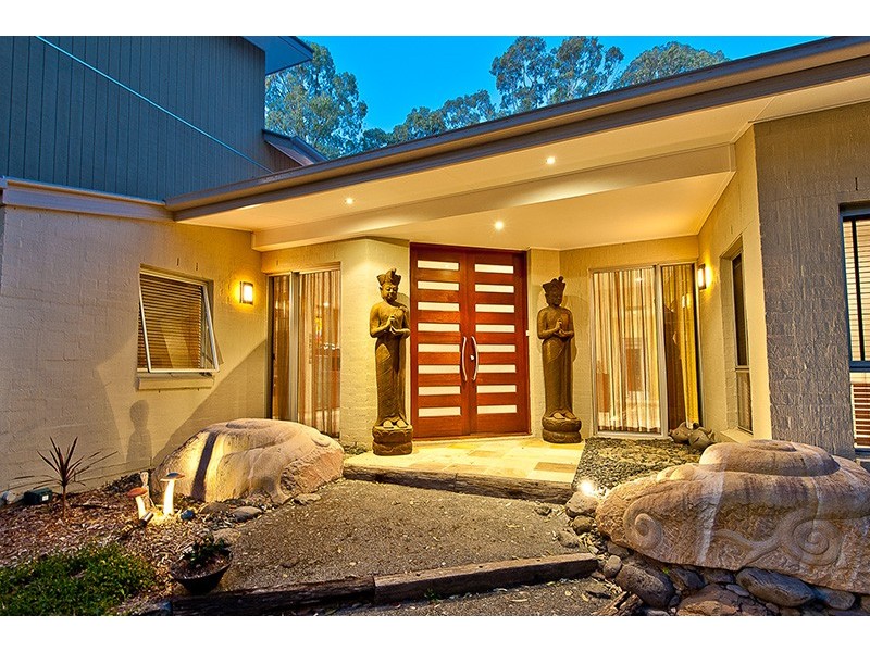 73 Neville Road, Bridgeman Downs QLD 4035