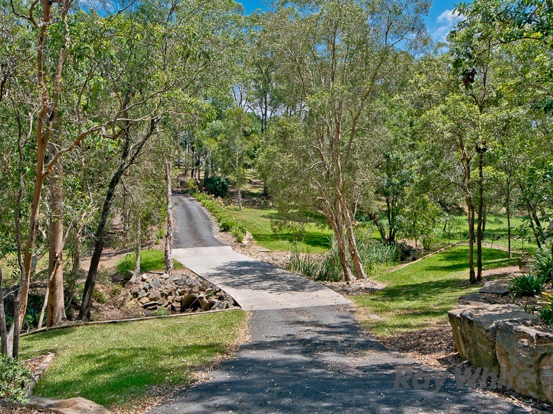 73 Neville Road, Bridgeman Downs QLD 4035