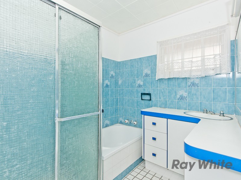 24 Parkmore Street, Boondall QLD 4034