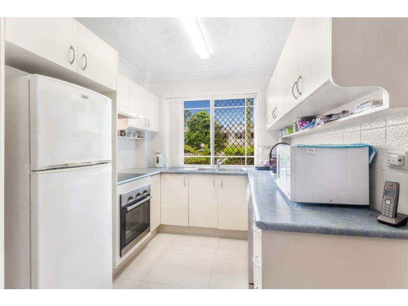2/27 Brickfield Road, Aspley QLD 4034