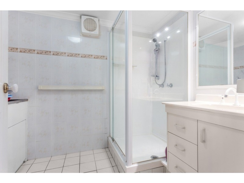 2/27 Brickfield Road, Aspley QLD 4034