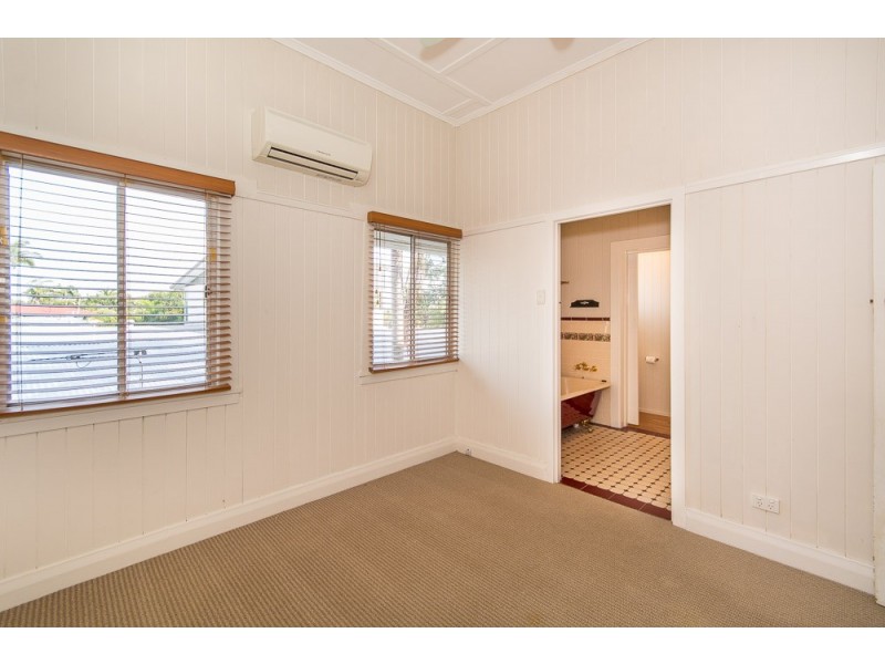 25 Twentythird Avenue, Brighton QLD 4017