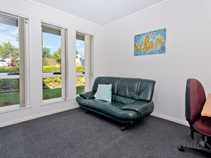 38 Winlock Circuit, Warner QLD 4500