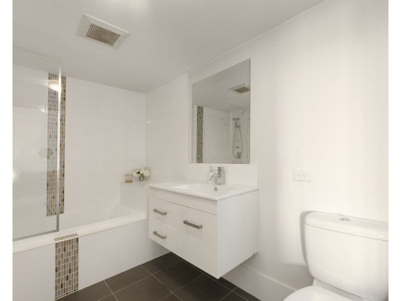 8/17 Duke Street, Nundah QLD 4012