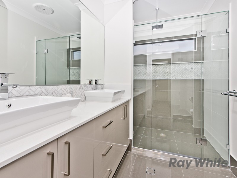 64 Wade Street, Virginia QLD 4014