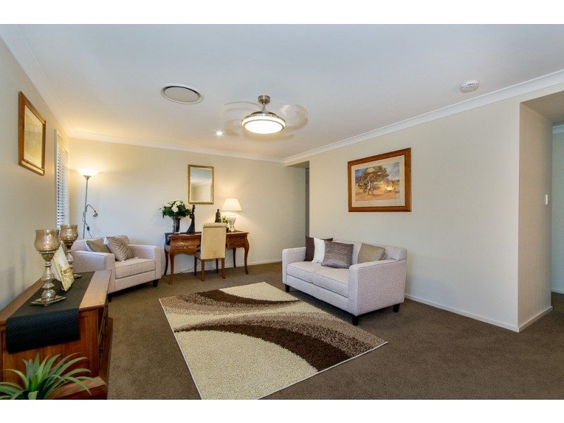 15 Cowie Road, Carseldine QLD 4034