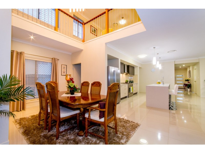 15 Cowie Road, Carseldine QLD 4034