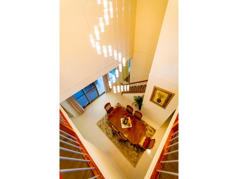 15 Cowie Road, Carseldine QLD 4034